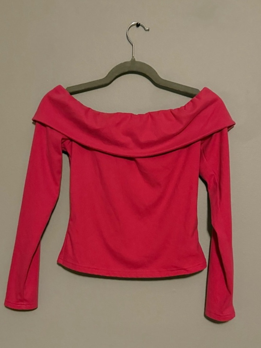 SHEIN Off-Shoulder Long Sleeve Red Size Medium